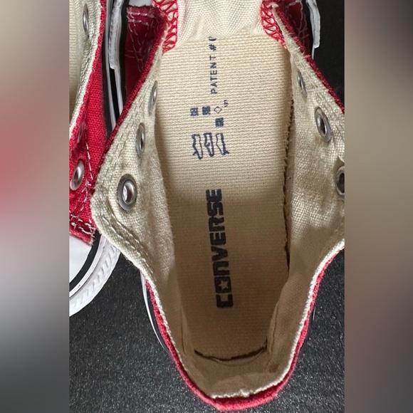 Converse All Star Red & White Size 5.
Kids / Toddler / Baby - Picture 14 of 14